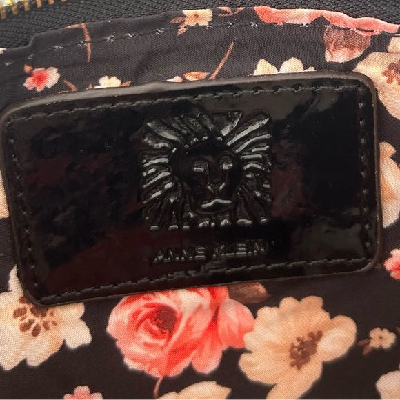 New Anne Klein Sequin Wristlet - Picture 4 of 5